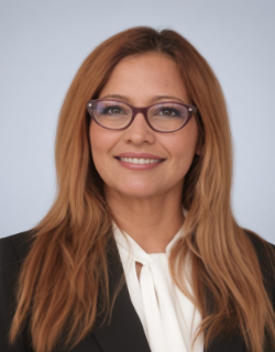 LIC. ESTHER